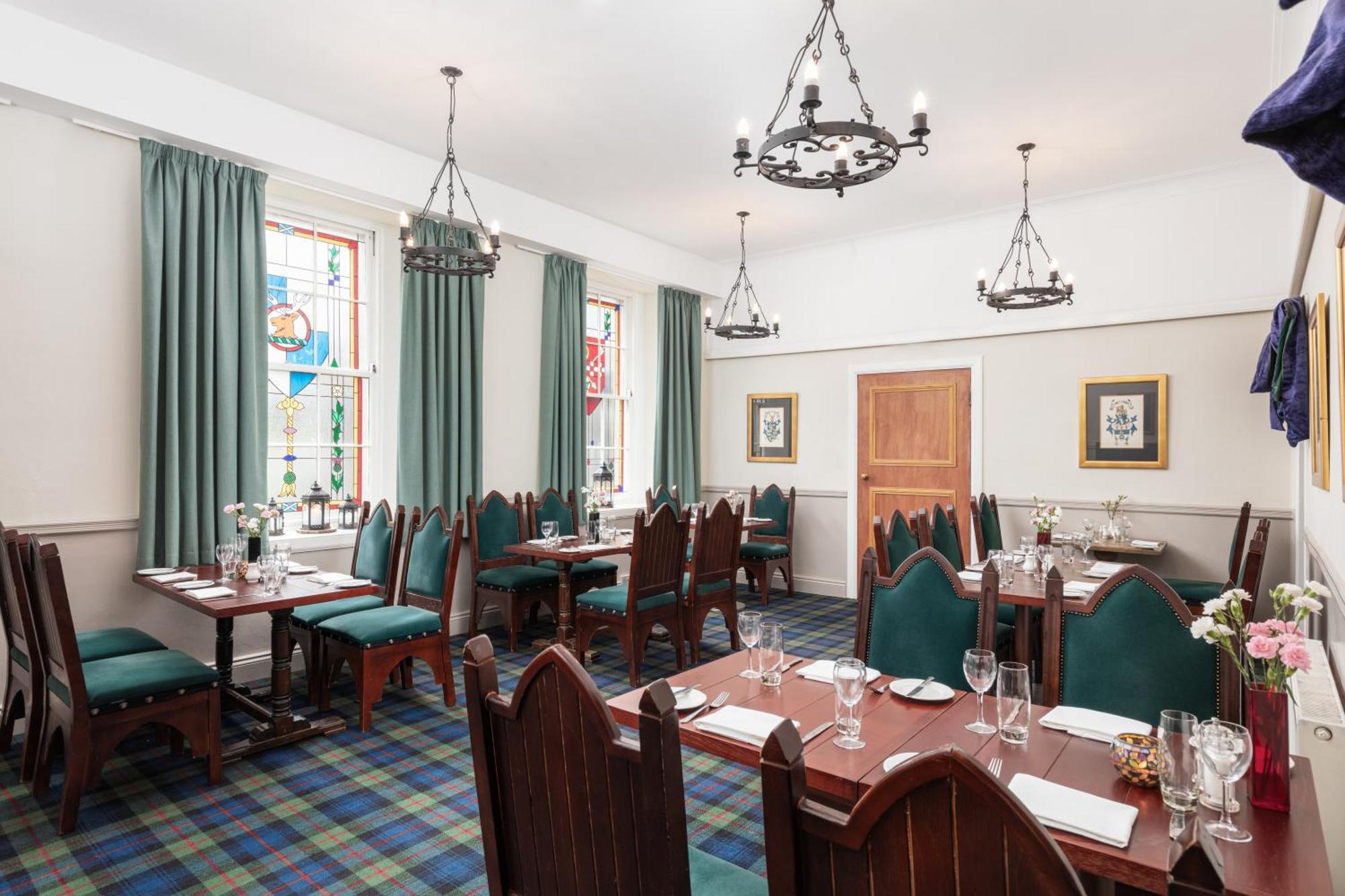 Tulloch Castle Hotel 'A Bespoke Hotel' Дингуол Екстериор снимка